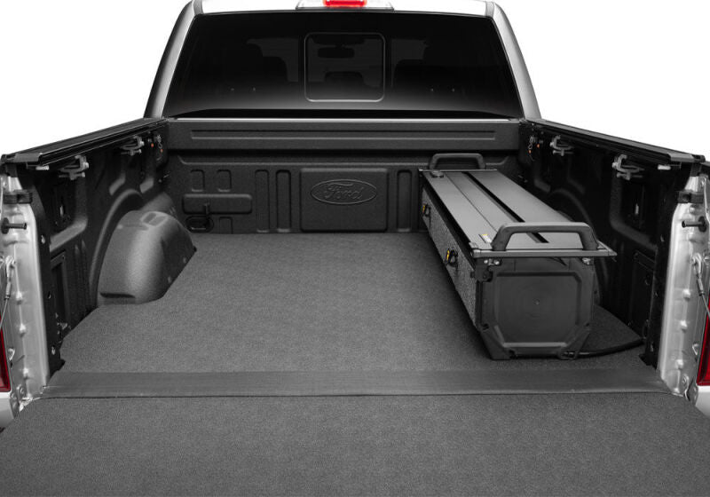 Retrax 21-26 Ford F-150 SuperCrew/SuperCab 5.5ft Bed & F-150 Lightning RetraxPRO EZ-Off FRC-4000